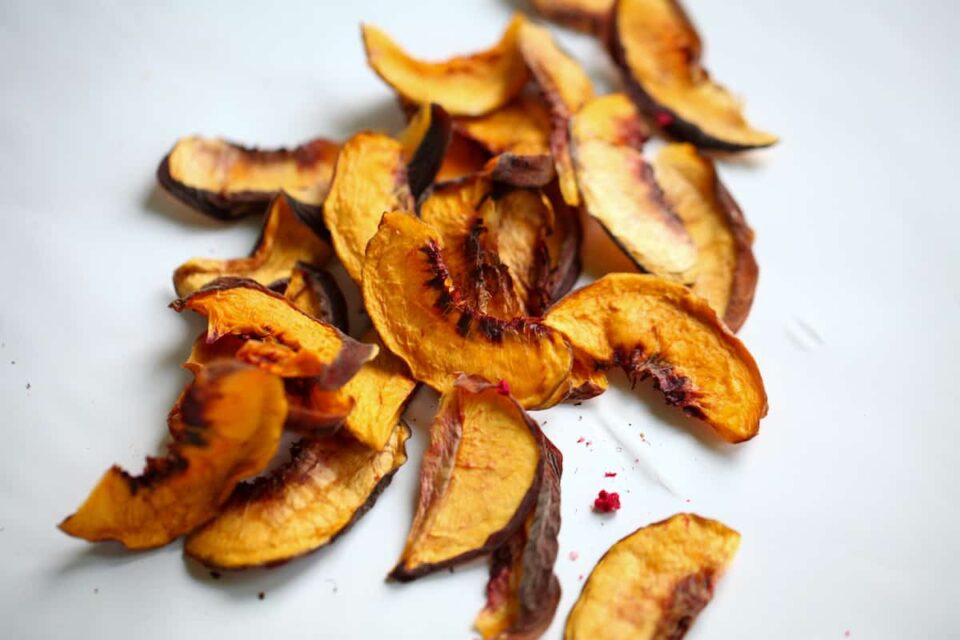 How to Dehydrate Peaches 2 Easy Methods Minneopa Orchards