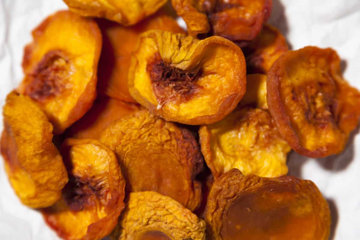 How to Dehydrate Peaches 2 Easy Methods Minneopa Orchards