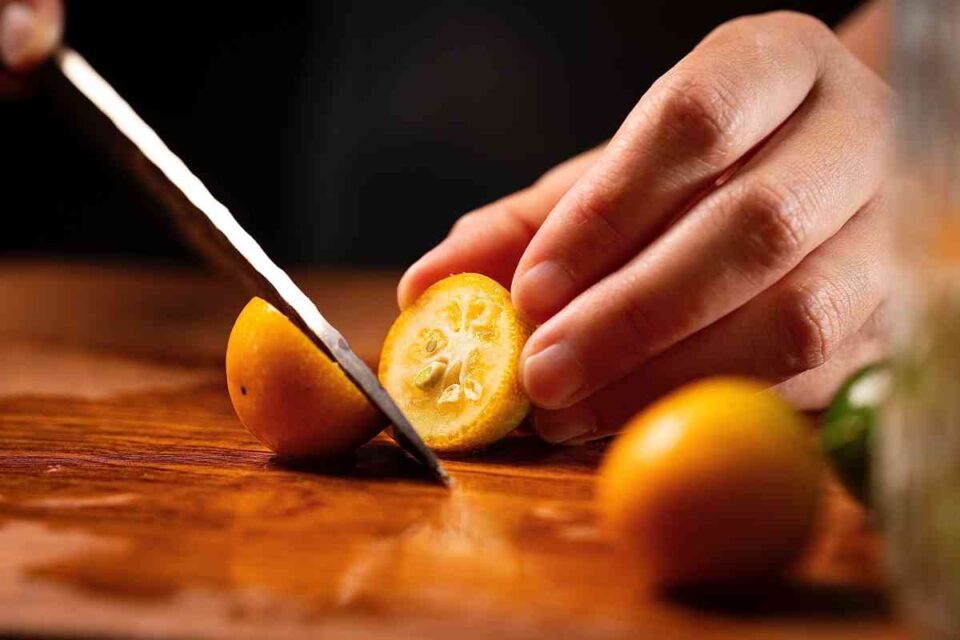 How to Eat a Kumquat The 2 Best Methods Minneopa Orchards